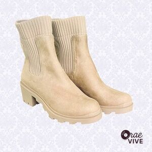 NWT STEVEN BY STEVE MADDEN Darla Sock Booties [W/8.5]